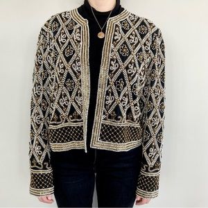 Vintage Brilliante by J.A. 100% silk beaded floral pattern jacket. 🖤